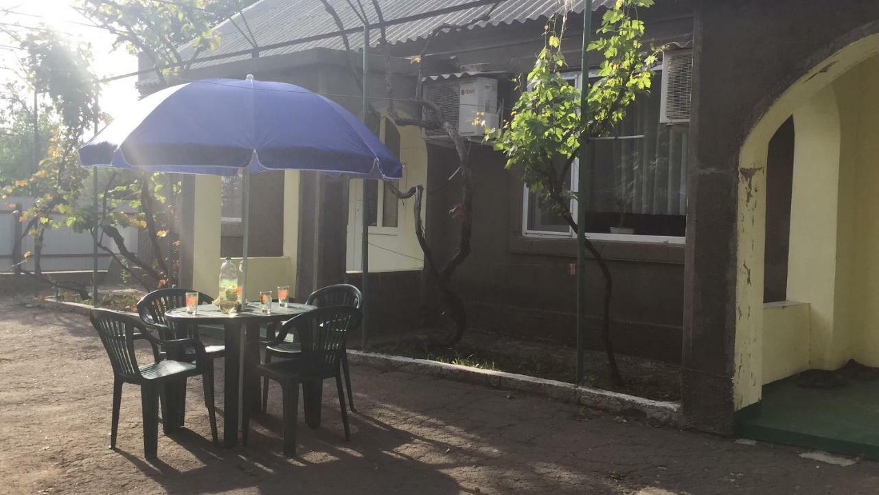 House Of Grace Hotel Reni Exterior foto